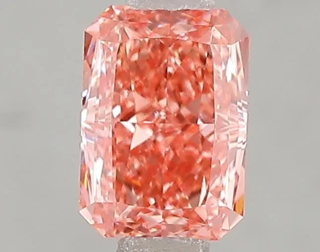 1.02ct Radiant Lab Grown Diamond (Colour Fancy Vivid Pink, Clarity VS1, IGI Certified)