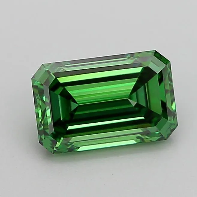 1.08ct Emerald Lab Grown Diamond (Colour Fancy Vivid Green, Clarity VVS2, IGI Certified)
