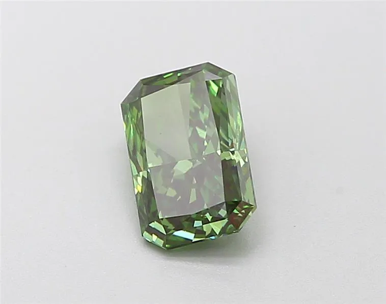 1.11ct Radiant Lab Grown Diamond (Colour Fancy Vivid Green, Clarity VS1, IGI Certified)