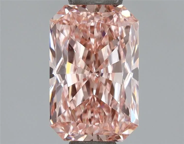 1.15ct Radiant Lab Grown Diamond (Colour Fancy Vivid Pink, Clarity VS1, IGI Certified)