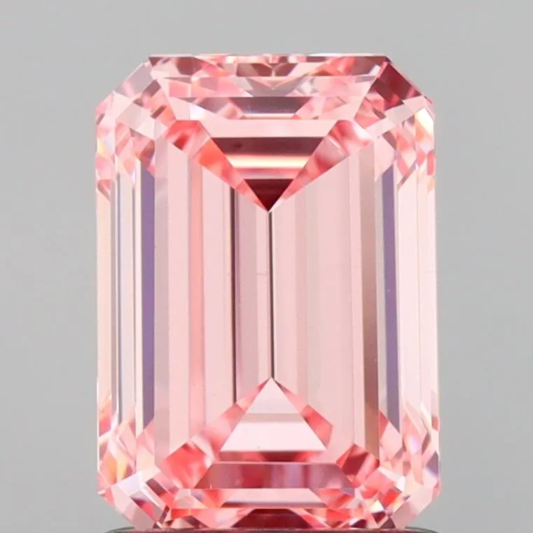 1.50ct Emerald Lab Grown Diamond (Colour Fancy Vivid Pink, Clarity VVS2, IGI Certified)