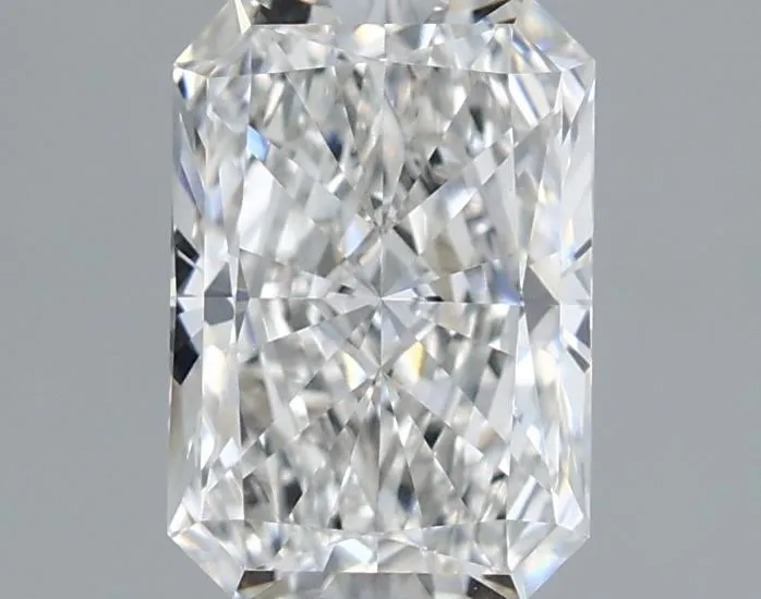 1.53ct Radiant Lab Grown Diamond (Colour G, Clarity VVS2, IGI Certified)