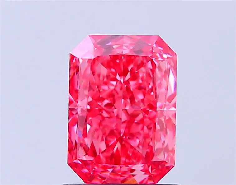 1.57ct Radiant Lab Grown Diamond (Colour Fancy Vivid Pink, Clarity VVS2, IGI Certified)