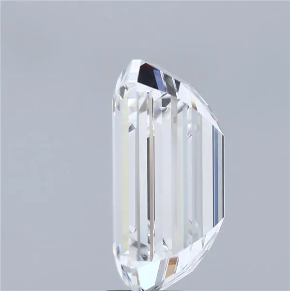 12.05ct Emerald Lab Grown Diamond (Colour E, Clarity VVS2, IGI Certified)