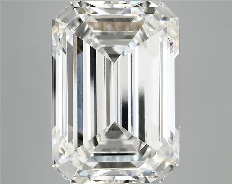 15.48ct Emerald Lab Grown Diamond (Colour G, Clarity VVS2, IGI Certified)