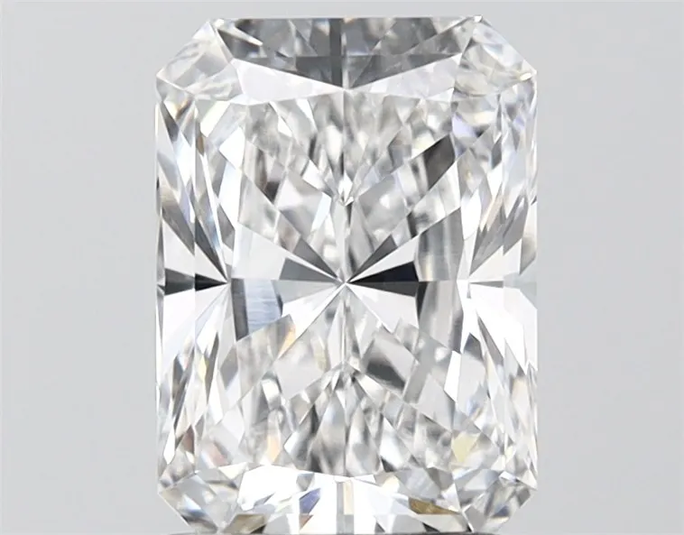 2.01ct Radiant Lab Grown Diamond (Colour E, Clarity VVS1, IGI Certified)