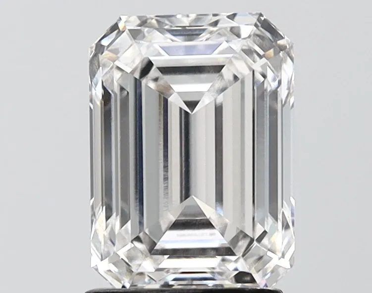 2.03ct Emerald Lab Grown Diamond (Colour F, Clarity VVS1, IGI Certified)
