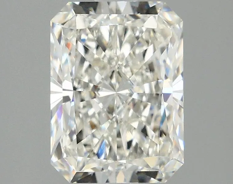 2.10ct Radiant Lab Grown Diamond (Colour F, Clarity VVS1, IGI Certified)