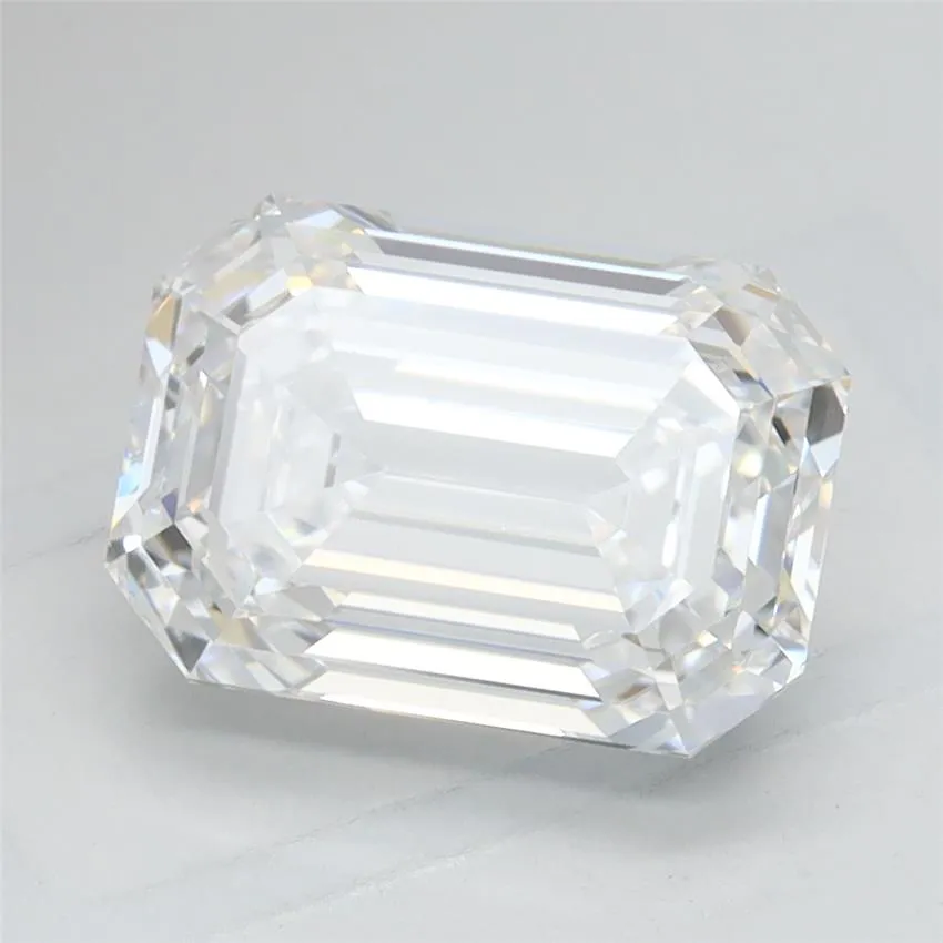 2.23ct Emerald Lab Grown Diamond (Colour D, Clarity IF, Cut ID, GCAL Certified)