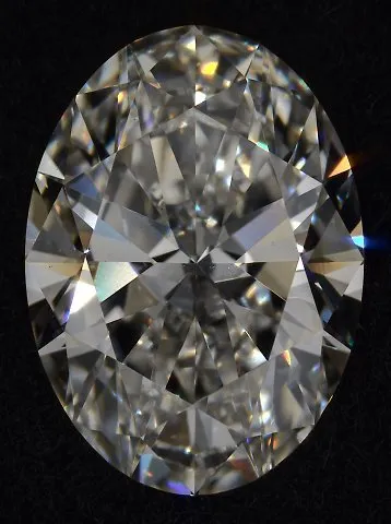 2.31ct Oval Lab Grown Diamond (Colour H, Clarity VVS2, IGI Certified)