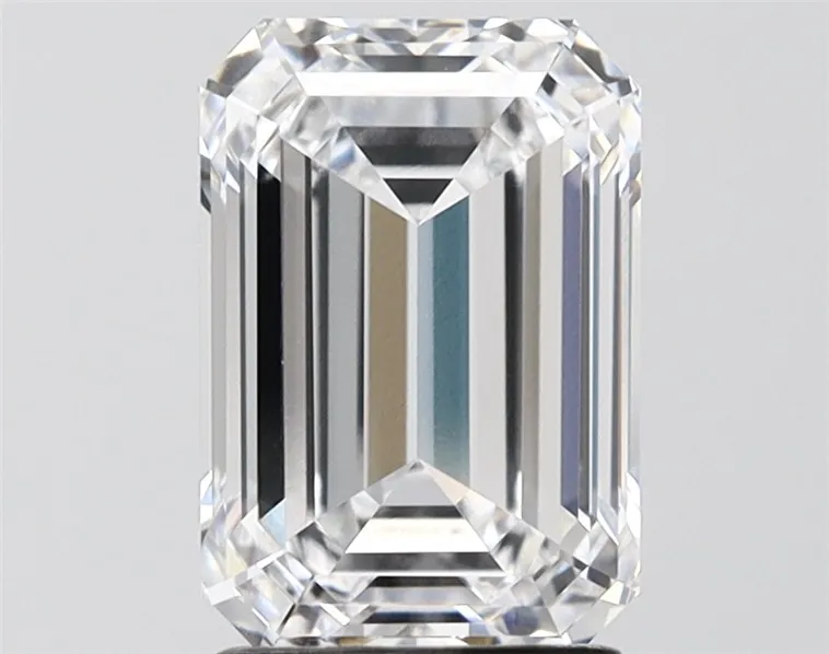 2.41ct Emerald Lab Grown Diamond (Colour D, Clarity VVS1, IGI Certified)