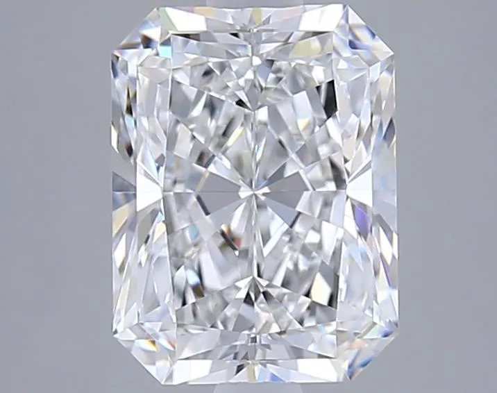 2.51ct Radiant Lab Grown Diamond (Colour E, Clarity VVS1, IGI Certified)
