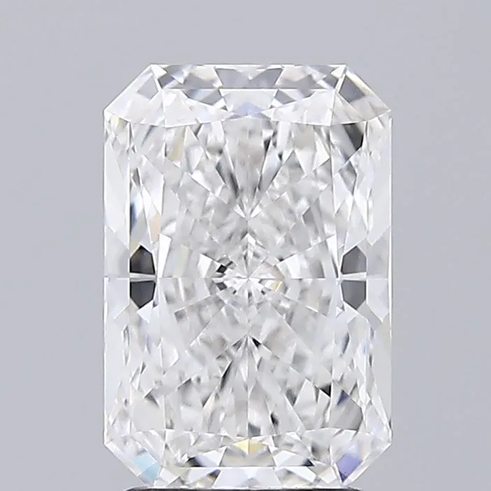 2.57ct Radiant Lab Grown Diamond (Colour E, Clarity IF, IGI Certified)