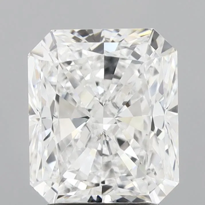 2.69ct Radiant Lab Grown Diamond (Colour D, Clarity VVS1, IGI Certified)