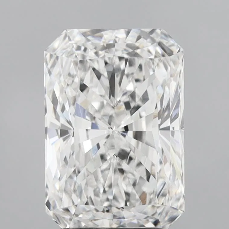 3.00ct Radiant Lab Grown Diamond (Colour E, Clarity VVS1, IGI Certified)