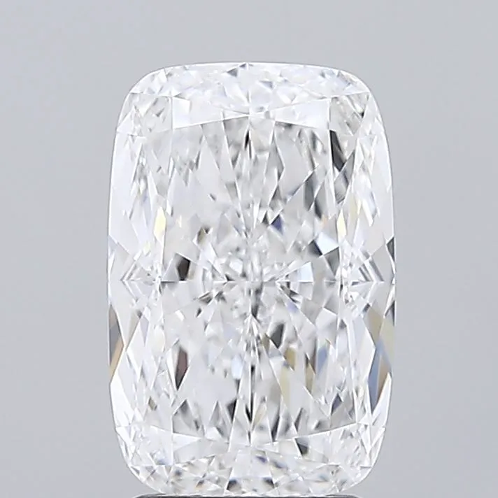 3.01ct Cushion modified Lab Grown Diamond (Colour E, Clarity VVS1, IGI Certified)