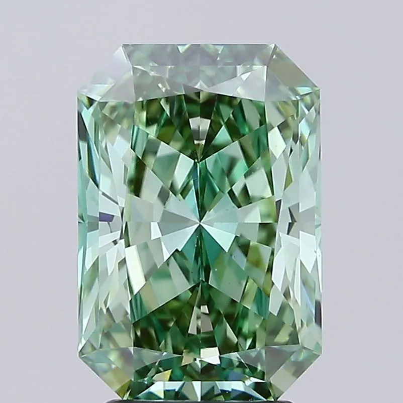 3.03ct Radiant Lab Grown Diamond (Colour Fancy Vivid Green, Clarity VVS2, IGI Certified)