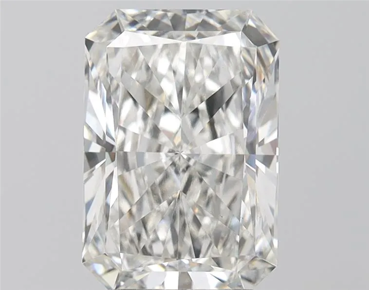 3.30ct Radiant Lab Grown Diamond (Colour G, Clarity VS1, IGI Certified)