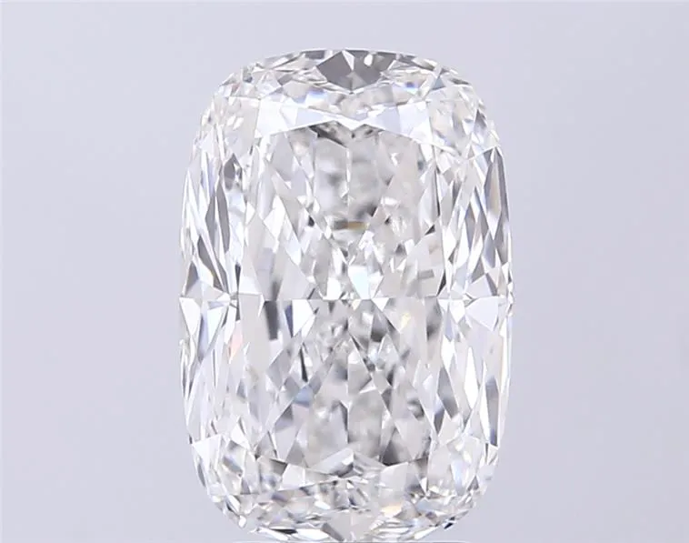 3.52ct Cushion modified Lab Grown Diamond (Colour F, Clarity VVS2, IGI Certified)