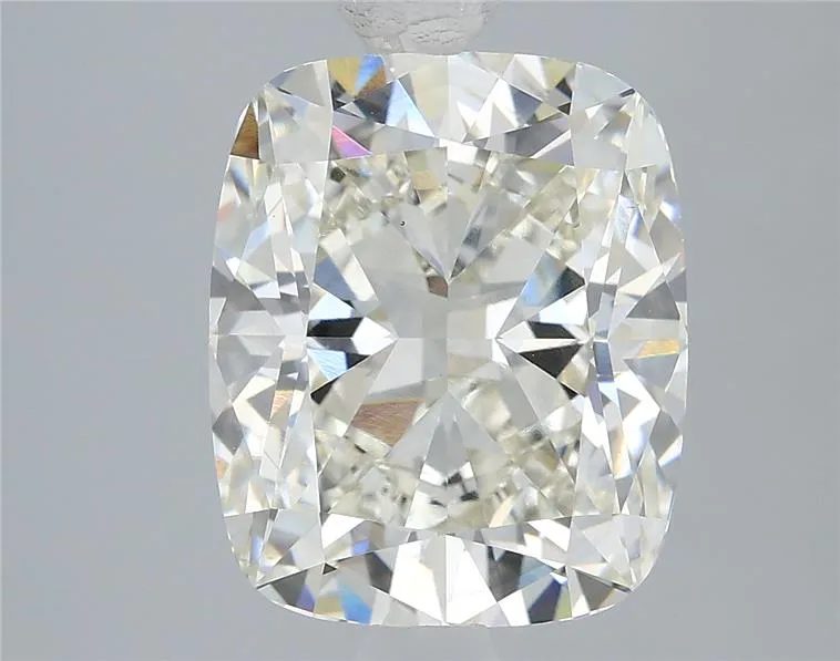 3.55ct Cushion brilliant Lab Grown Diamond (Colour I, Clarity VS2, IGI Certified)