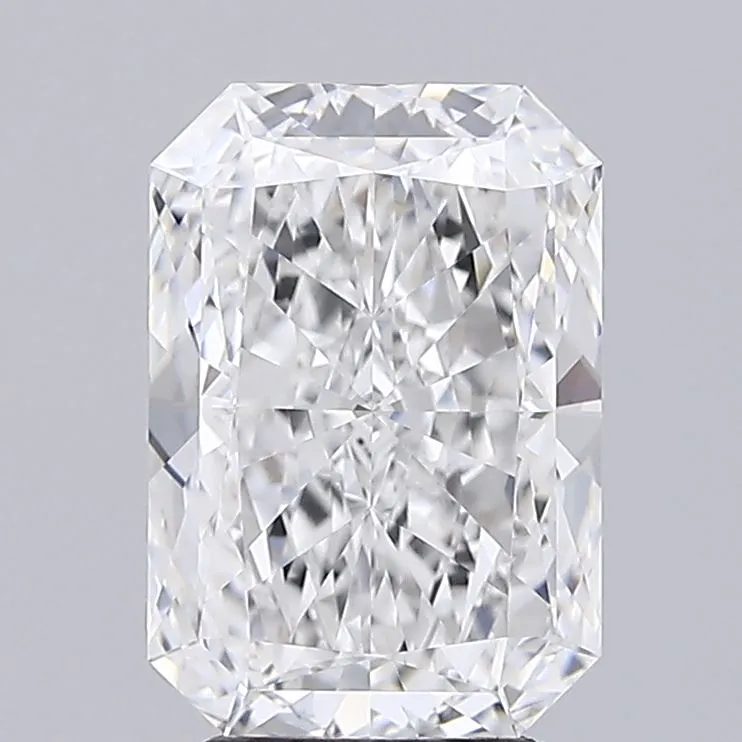 3.60ct Radiant Lab Grown Diamond (Colour E, Clarity VVS1, IGI Certified)