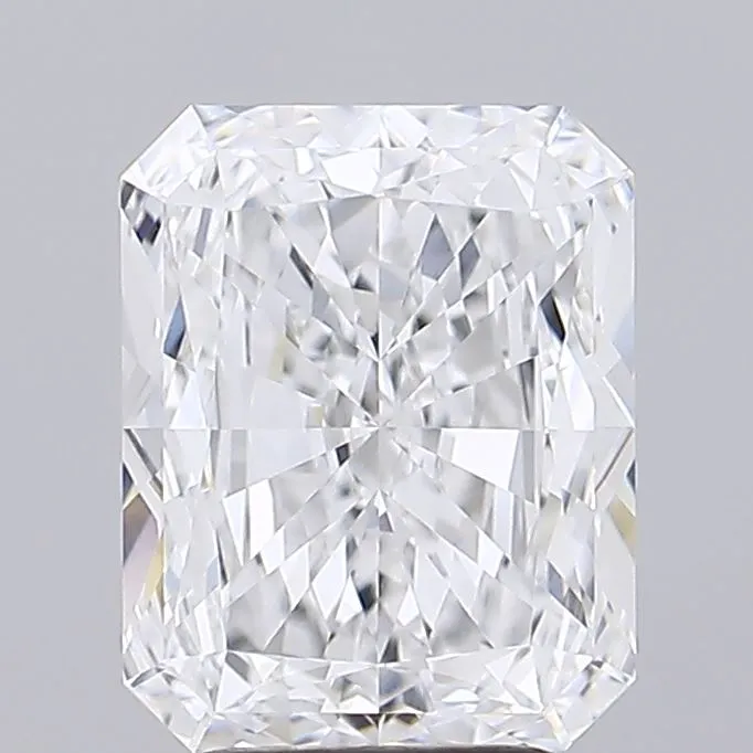 3.74ct Radiant Lab Grown Diamond (Colour D, Clarity VVS1, IGI Certified)