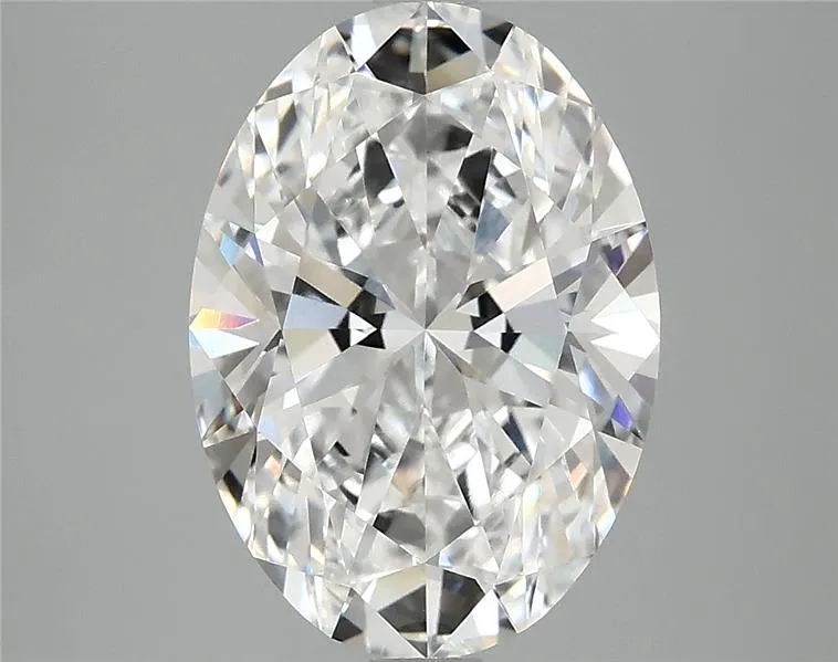 3.82ct Oval Lab Grown Diamond (Colour E, Clarity VVS2, IGI Certified)