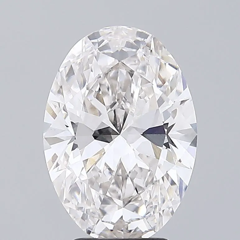 3.85ct Oval Lab Grown Diamond (Colour G, Clarity VVS2, IGI Certified)