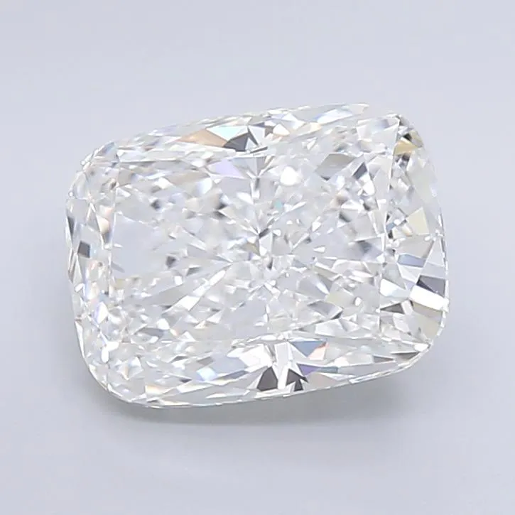 3.92ct Cushion modified Lab Grown Diamond (Colour E, Clarity VVS1, IGI Certified)