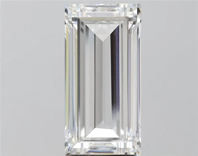 4.01ct Baguette Lab Grown Diamond (Colour E, Clarity VVS2, IGI Certified)