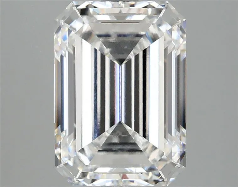 4.01ct Emerald Lab Grown Diamond (Colour D, Clarity VVS2, IGI Certified)