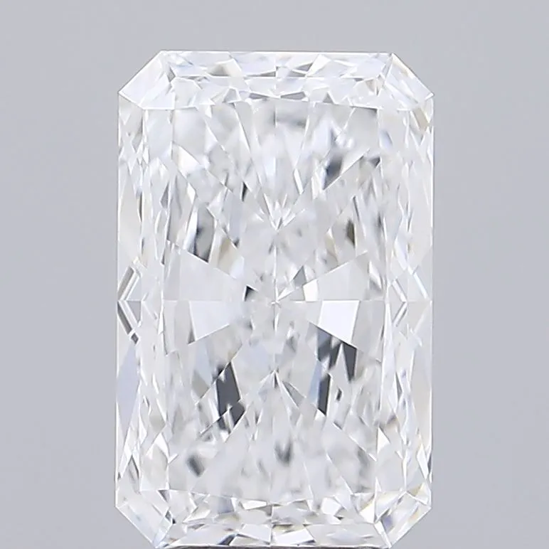 4.01ct Radiant Lab Grown Diamond (Colour E, Clarity VVS1, IGI Certified)