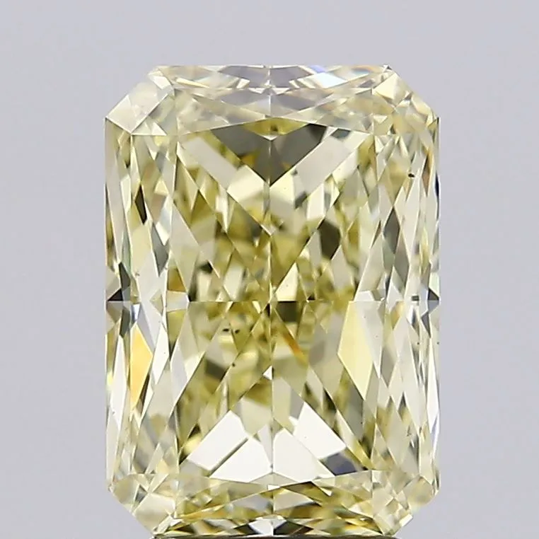4.01ct Radiant Lab Grown Diamond (Colour Fancy Light Yellow, Clarity VS1, IGI Certified)