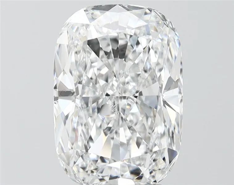 4.02ct Cushion modified Lab Grown Diamond (Colour D, Clarity VVS1, IGI Certified)