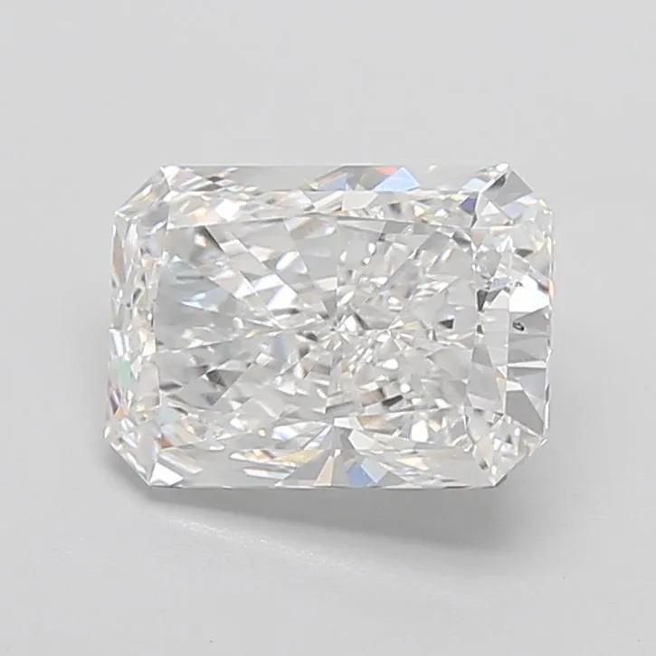 4.02ct Radiant Lab Grown Diamond (Colour E, Clarity VVS1, IGI Certified)