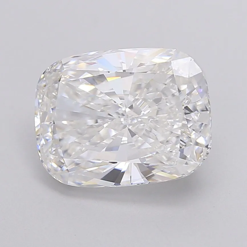 4.05ct Cushion modified Lab Grown Diamond (Colour E, Clarity VVS2, IGI Certified)