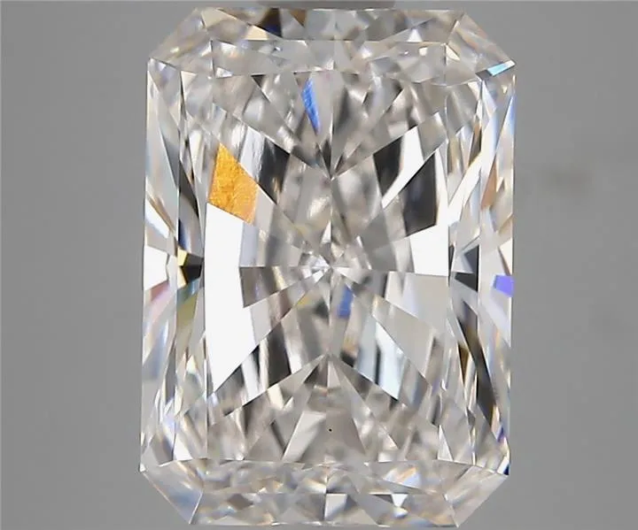 4.51ct Radiant Lab Grown Diamond (Colour F, Clarity VS1, IGI Certified)
