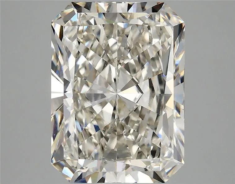 4.67ct Radiant Lab Grown Diamond (Colour H, Clarity VS1, IGI Certified)