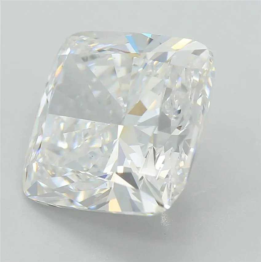 5.01ct Cushion brilliant Lab Grown Diamond (Colour E, Clarity VS1, IGI Certified)