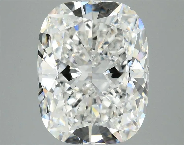 5.01ct Cushion brilliant Lab Grown Diamond (Colour E, Clarity VVS2, IGI Certified)
