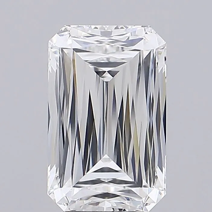 5.02ct Radiant Lab Grown Diamond (Colour E, Clarity VVS1, IGI Certified)