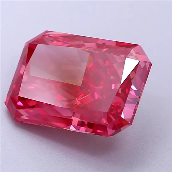 5.02ct Radiant Lab Grown Diamond (Colour Fancy Vivid Pink, Clarity VS2, IGI Certified)
