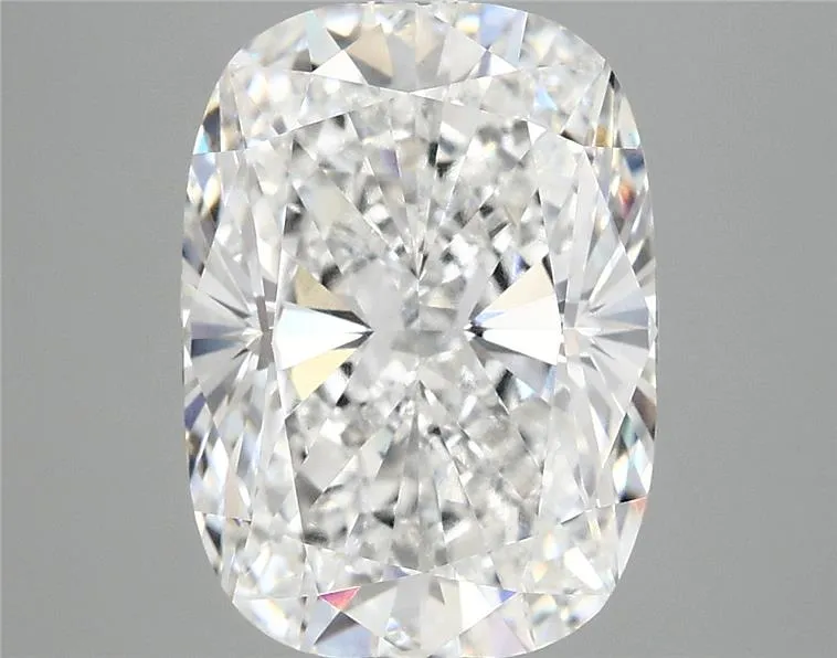 5.10ct Cushion modified Lab Grown Diamond (Colour E, Clarity VVS2, IGI Certified)