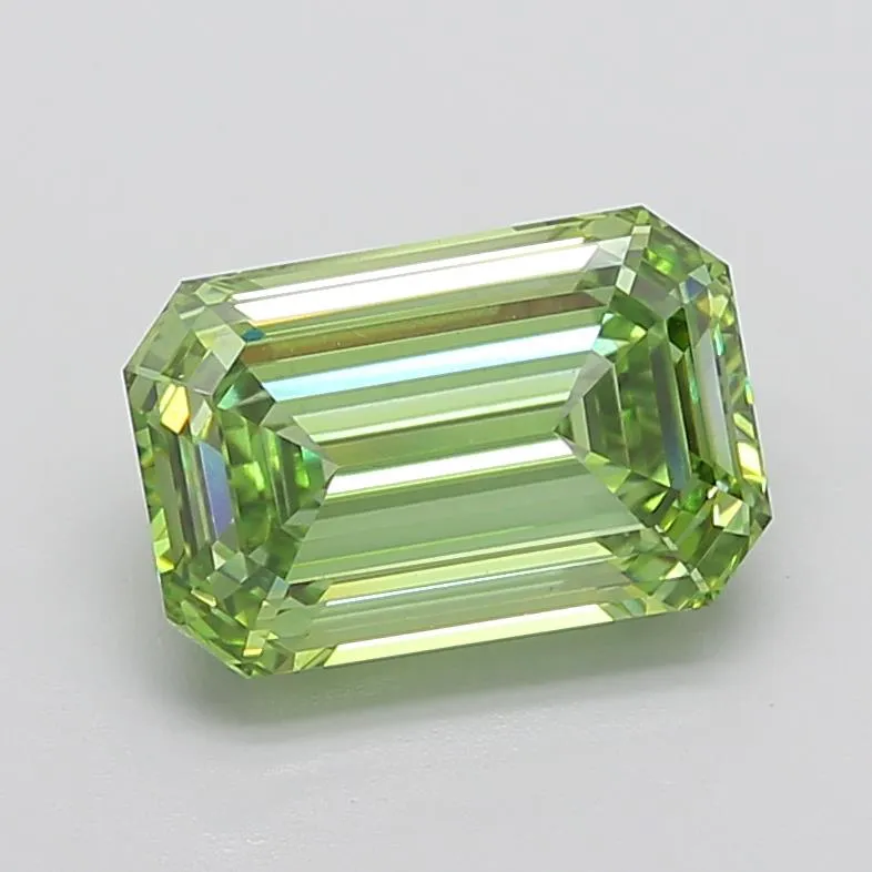 5.29ct Emerald Lab Grown Diamond (Colour Fancy Vivid Green, Clarity VS1, IGI Certified)