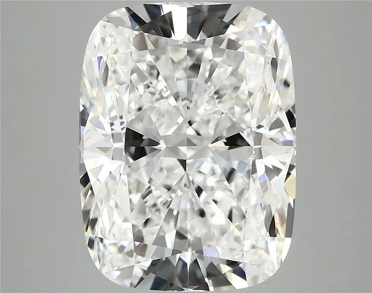 7.11ct Cushion modified Lab Grown Diamond (Colour F, Clarity VVS2, IGI Certified)