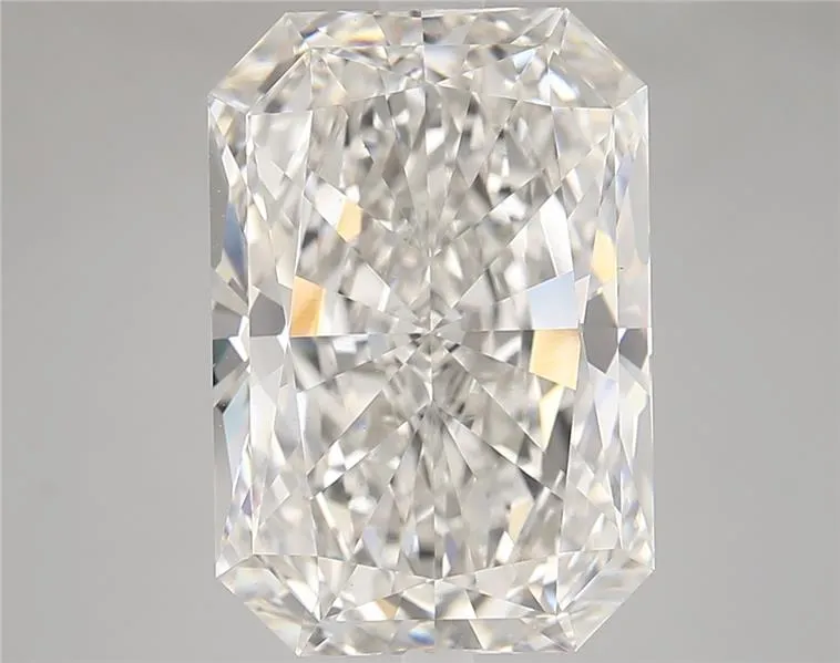 8.28ct Radiant Lab Grown Diamond (Colour H, Clarity VS1, IGI Certified)