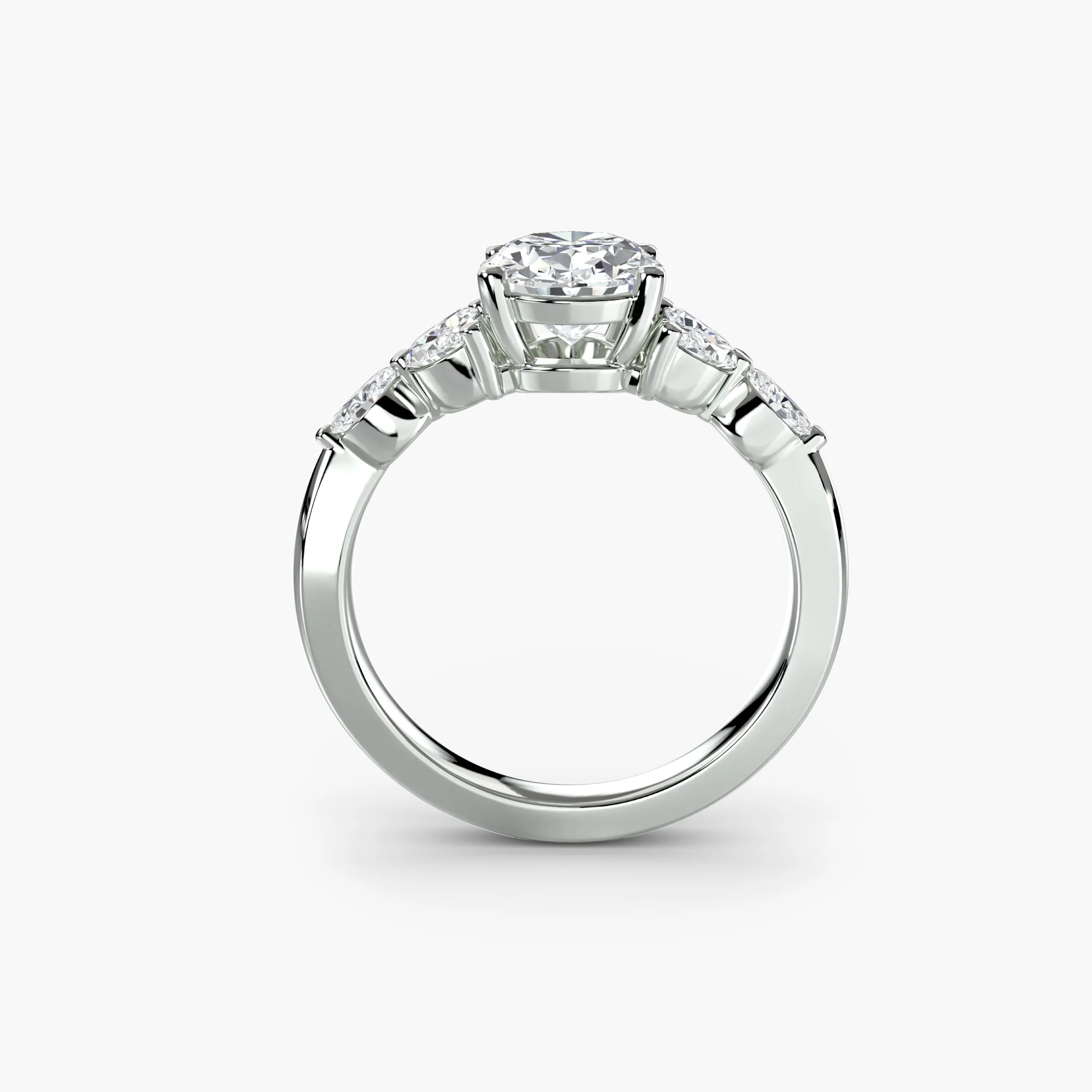 The Shoulder Cluster Ring